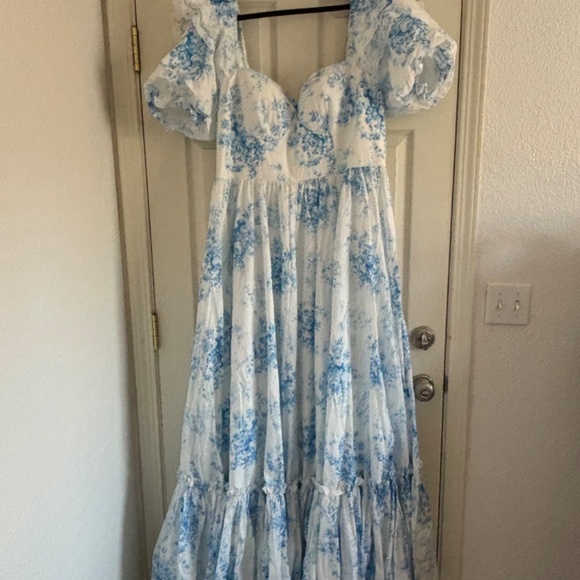 Fanciful Doll Floral Blue Maxi Dress - Picture 3 of 13
